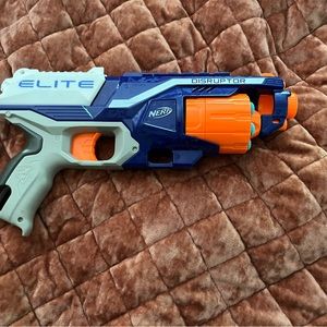 NERF Disruptor Elite Blaster - 6-Dart Rotating Drum, Slam Fire, Includes 6 darts